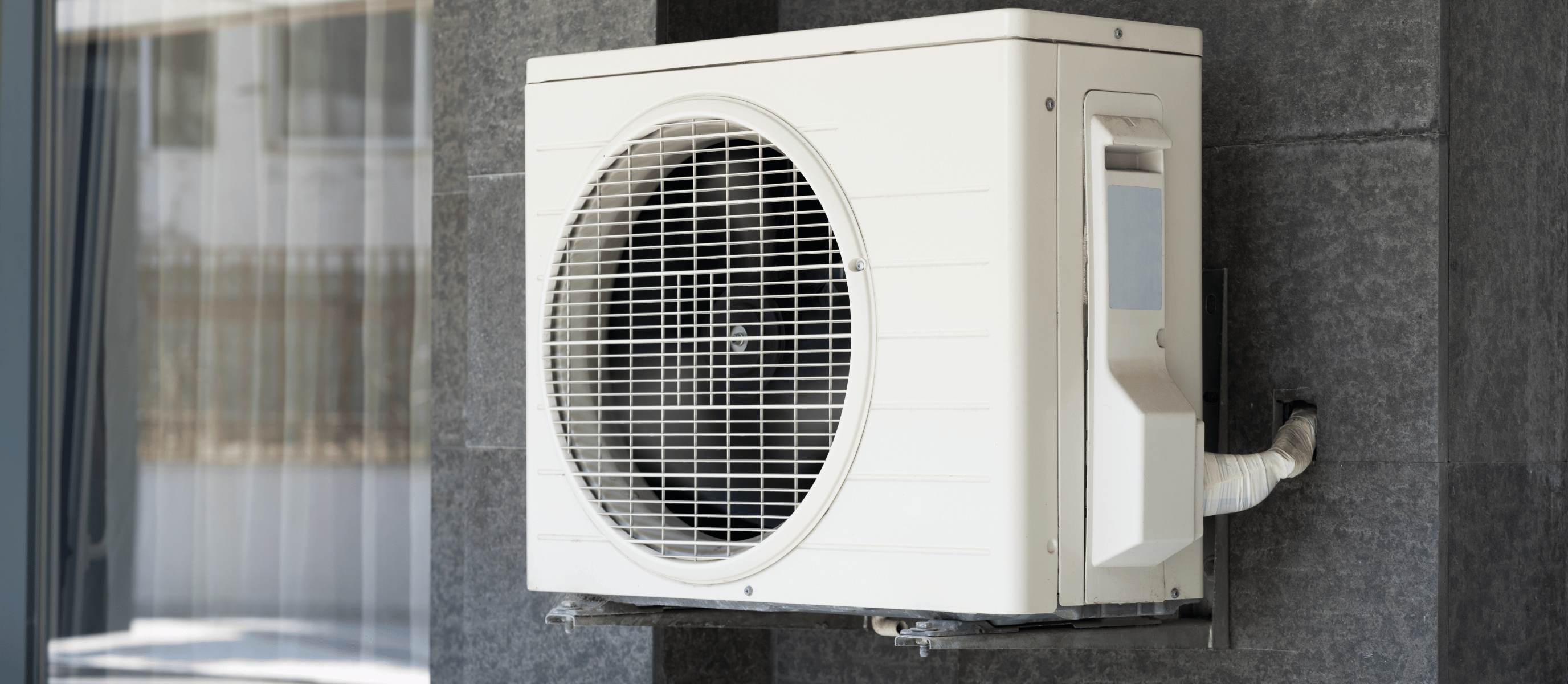 Packaged rooftop HVAC units on a commercial building in Las Vegas